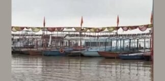 वाराणसी में फिर बढ़ा गंगा का जलस्तर, 84 घाट डूबे, 12 सितंबर तक 71 मीटर पहुंचने की आशंका