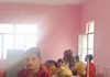 चाबी लगाते ही अनियंत्रित हुई पिकअप:पेड़ से टकराई, 32 श्रद्धालु घायल, एक वृद्ध महिला के हाथ-पैर में फ्रैक्चर