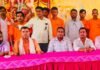विश्व हिंदू परिषद का स्थापना दिवस मिहींपुरवा में मनाया गया:मिहींपुरवा में मुख्य अतिथि सपन मुखर्जी रहे, जिला उपाध्यक्ष मनोज गौतम ने किया आयोजन