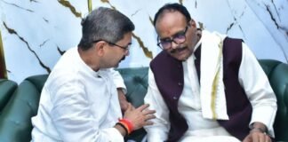 UP: गाजीपुर को मिलेगी बड़ी स्वास्थ्य सौगात! ट्रॉमा सेंटर को लेवल-2 बनाने की मांग, डिप्टी CM ने दिए निर्देश