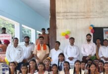 मिहींपुरवा में युवा-संवाद प्रतियोगिता:वाद-विवाद प्रतियोगिता में भारत की विविधता और एकता पर मंथन किया