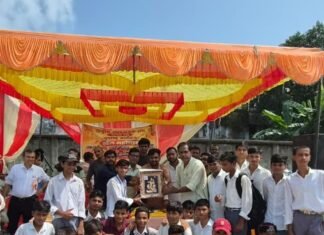 नानपारा में आरएसएस ने युवा खेल राष्ट्र कार्यक्रम आयोजित किया:शताब्दी वर्ष पर 100 मीटर दौड़, खो-खो और कबड्डी प्रतियोगिताएं हुईं