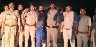 इटावा: हिस्ट्रीशीटर अंकित उर्फ फौजी पुलिस मुठभेड़ में गिरफ्तार, पैर में लगी गोली