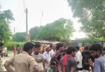 बहराइच के बेलगुलरिया में सरकारी जमीन की पैमाइश:अवैध कब्जे की शिकायत पर राजस्व टीम ने पुलिस के साथ की कार्रवाई