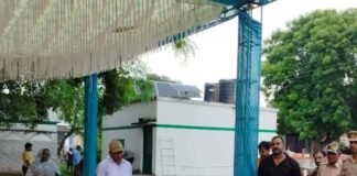 तेंदुए हमले से प्रभावित गांव में डीएफओ ने की गोष्ठी:कहा- मवेशी हानि का मुआवजा प्रक्रिया होगी आसान, बचाव के उपाय भी बताए