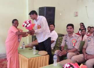 नानपारा में अंतर्राष्ट्रीय किशोरी दिवस समारोह धूमधाम से मनाया गया:बालिकाओं को आत्मनिर्भर बनने और अधिकारों के प्रति किया जागरूक