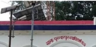 पुरंदरपुर में 7 साल की बच्ची संदिग्ध हालत में अचेत:गोरखपुर मेडिकल कॉलेज में भर्ती, जिंदगी और मौत से जूझ रही बच्ची; पुलिस जांच में जुटी।