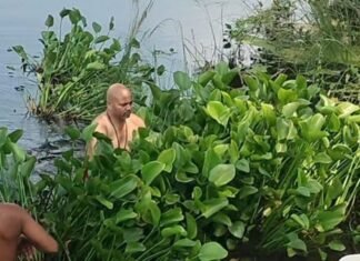 भाजपा नेता चन्दमणि पाण्डेय ने मनोरमा नदी सफाई अभियान फिर:ग्रामीणों संग सरवलिया घाट पर दूसरे दिन भी चला अभियान