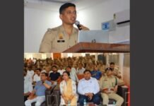 कजरी तीज को लेकर गोण्डा अलर्ट, सरयू घाट से मंदिरों तक चप्पे-चप्पे पर पुलिस की नजर, ड्रोन-CCTV से होगी निगरानी