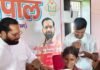 विधायक ने मेधावी बच्चों को बांटी स्टडी टेबल:पयागपुर में किया सम्मानित, बोले- बच्चे भारत के भविष्य के निर्माता