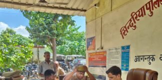 थाना समाधान दिवस में पहुंचे 6 मामले:सिंदुरिया में सभी शिकायतें राजस्व विभाग से जुड़ीं; टीम बनाकर निस्तारण के निर्देश