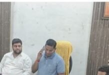 महराजगंज में बिजली कटौती से लोग परेशान:सदर विधायक ने एमडी से फोन पर की बात