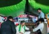 भूख हड़ताल पर बैठे किसान नेता की तबीयत बिगड़ी:जनहित किसान पार्टी अध्यक्ष को डॉक्टरों ने दी अस्पताल में भर्ती होने की सलाह