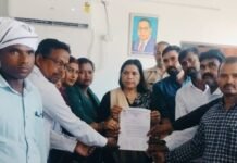 ग्राम रोजगार सेवकों ने मानदेय बढ़ाने समेत 4 मांगें रखीं:मिहींपुरवा में मुख्यमंत्री को संबोधित चार सूत्रीय ज्ञापन विधायक को सौंपा