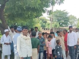 श्रावस्ती में नेशनल हाईवे पर दो बाइक की टक्कर:हादसे में दो युवक घायल, एक की हालत गंभीर; पुलिस जांच में जुटी