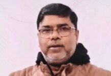 डीएम के आदेश के 10 महीने बाद भी वापसी नहीं:नौतनवा पालिका में तैनात लिपिक सोनौली में ही कर रहे काम