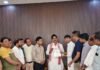 न्यायालय कर्मचारियों ने दी आंदोलन की चेतावनी:गांधी जयंती पर निकलेगी तिरंगा रैली, 25 अक्टूबर को लखनऊ में होगा सत्याग्रह
