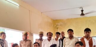 कजरी तीज मेले में कांवरिया वेश में रहेंगी महिला सिपाही:पयागपुर में डीएम-एसपी ने लिया तैयारियों का जायजा,छेड़छाड़ रोकने के लिए श्रद्धालुओं के बीच निगरानी