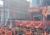 कांवरिए राप्ती नदी से जल भरकर जंगलीनाथ धाम रवाना:नवाबगंज में कजरी तीज पर हजारों शिव भक्त करेंगे जलाभिषेक, रास्ते में स्वागत पंडाल और पुलिस तैनात