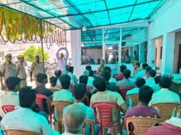 बस्ती छावनी में पीस कमेटी की बैठक:गणेश चतुर्थी, विश्वकर्मा पूजा और अनंत चतुर्दशी पर शांति व्यवस्था पर मंथन