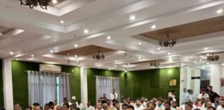 बस्ती के विक्रमजोत में सपा की मासिक बैठक:संगठन को बूथ स्तर तक मजबूत करने पर मंथन, विधानसभा चुनाव की तैयारियों पर चर्चा