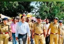 कजरी तीज पर डीएम-एसपी ने सुरक्षा व्यवस्था परखी:पांडवकालीन बाबा बागेश्वर नाथ मंदिर और सरयू घाट पर भीड़ प्रबंधन के दिए निर्देश