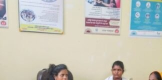 आरोग्य मेले में 36 मरीजों का स्वास्थ्य परीक्षण:महराजगंज के चौक बाजार में लगा कैंप, 19 की हुई पैथोलॉजिकल जांच