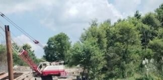 पनियरा विधायक ने निर्माणाधीन पुल का निरीक्षण किया:मेदनीपुर त्रिमुहानी घाट पर छोटी गंडक नदी के पुल की गुणवत्ता जांचने के निर्देश दिए
