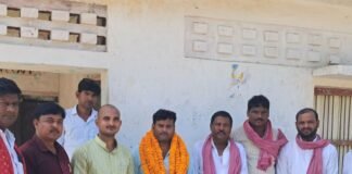 समाजवादी सांस्कृतिक प्रकोष्ठ की बैठक में कलाकारों को मिली जिम्मेदारी:बस्ती में जयहिंद यादव की अगुवाई में हुई बैठक, संगठन मजबूत करने पर जोर