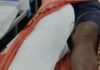 छत पर काम करते समय पैर फिसला:नीचे गिरकर घायल हुआ युवक; जिला अस्पताल में भर्ती
