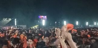 बोल बम के जयकारों से गूंजा भग्गड़वा:सरयू से जल लेकर बागेश्वरनाथ मंदिर के लिए निकले श्रद्धालु, पुलिस ने संभाली व्यवस्था