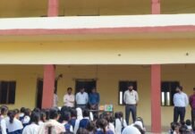 स्कूल में हिंदी दिवस पर विविध आयोजन:छात्रों ने भाषण, कविता और निबंध से अपनी प्रतिभा का प्रदर्शन किया