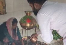 गणेश चतुर्थी पर मंदिरों में भीड़:महादेवरी के मंदिरों में विशेष पूजा, घरों में भी स्थापित की प्रतिमाएं