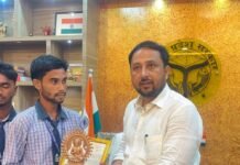 छात्रों ने नहर में कूदी महिला की जान बचाई:डीएम ने किया सम्मानित, राष्ट्रीय वीरता पुरस्कार के लिए भेजे जाएंगे नाम
