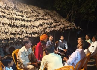 साउघाट में भाई की मौत के बाद चलाएंगे एंबुलेंस:गरीबों को मिलेगी निशुल्क सुविधा, एंबुलेंस नहीं मिलने से गई थी भाई की जान