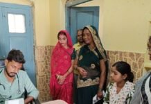 सिसवा PHC में लगा मुख्यमंत्री जन आरोग्य मेला:35 मरीजों की जांच; मुफ्त मिली दवाएं
