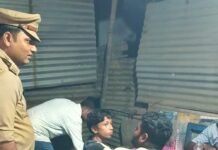 सिसवा में सार्वजनिक जगहों पर शराब पीने वालों पर कार्रवाई:95 लोगों के खिलाफ BNS की धारा 292 में केस; इस्टेट चौक, गोपाल नगर और रेलवे स्टेशन पर चला अभियान
