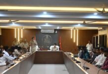 महराजगंज में एसपी ने सोशल मीडिया इंफ्लूएंसर्स से की बैठक:सही जानकारी साझा करने पर जोर
