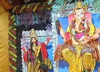 नासिरगंज के महादेवा शिवालय में गणेश पूजा:वैदिक मंत्रों से हवन-पूजन, देर रात होगी महाआरती