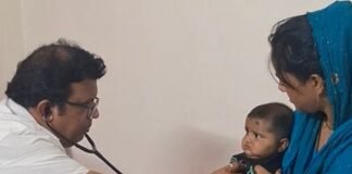 महराजगंज में मौसम के उतार-चढ़ाव से बढ़ीं बीमारियां:जिला अस्पताल में मरीजों की भीड़ बढ़ी, सावधानी बरतने की सलाह
