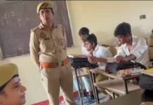 श्रावस्ती के स्कूलों में बच्चों को बताए सुरक्षा के अधिकार:महिला-बाल सुरक्षा, साइबर अपराध और हेल्पलाइन नंबरों की दी जानकारी