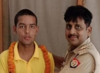 दिल्ली स्टेट ताइक्वांडो चैंपियनशिप में शिवम ने जीता कांस्य:राष्ट्रीय प्रतियोगिता के लिए चुने गए, थानाध्यक्ष ने घर जाकर किया सम्मानित