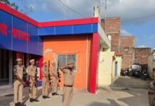 बृजमनगंज थाने का अर्धवार्षिक निरीक्षण:सीओ ने रिकॉर्ड अपडेट रखने और लंबित मामलों के निस्तारण के दिए निर्देश; रात में गश्त बढ़ाने पर जोर