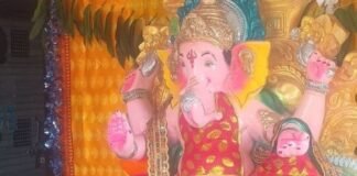 श्रावस्ती के बरावा हरगुन में गणपति पंडाल जयकारों से गूंजा:8वें दिन भक्तों ने लगाए 'गणपति बाप्पा मोरया' के जोरदार जयकारे, माहौल भक्तिमय हुआ