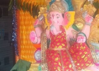 श्रावस्ती के बरावा हरगुन में गणपति पंडाल जयकारों से गूंजा:8वें दिन भक्तों ने लगाए 'गणपति बाप्पा मोरया' के जोरदार जयकारे, माहौल भक्तिमय हुआ