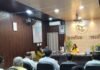 श्रावस्ती में 965 शिक्षक मतदाताओं के लिए 5 मतदान केंद्र:DM ने राजनीतिक दलों संग की बैठक, सुविधाओं की जांच के निर्देश