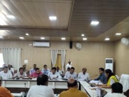 श्रावस्ती में बाल श्रम रोकने के लिए डीएम के सख्त:नियमित संयुक्त अभियान चलेगा, लेबर अड्डे के लिए जमीन तय