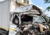 बस्ती-अयोध्या हाईवे पर अनियंत्रित ट्रक पेड़ से टकराया:दो लोग घायल, एक की हालत गंभीर, गोरखपुर से आगरा जा रहा था