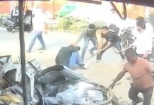 बस्ती में युवक पर दबंगों का हमला:लोहे की रॉड से पीटा, CCTV में कैद हुई घटना; घायल अस्पताल में भर्ती