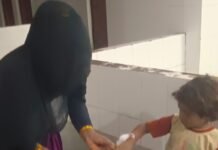 श्रावस्ती में कुत्ते ने 5 साल की बच्ची को काटा:हाथ में गंभीर चोट, मल्हीपुर सीएचसी में भर्ती